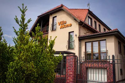 Akme APARTMENTS & ROOMS